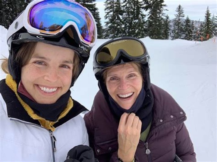 Anne Steves - Bio, Age, Net Worth, In Relation, Nationality, Career, Wiki