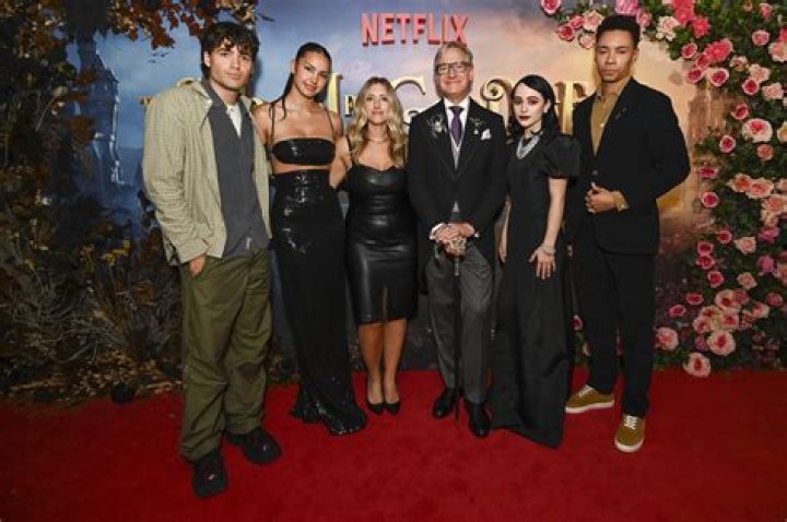 Briony Scarlett - Bio, Age, Height, Net Worth, Facts, Nationality