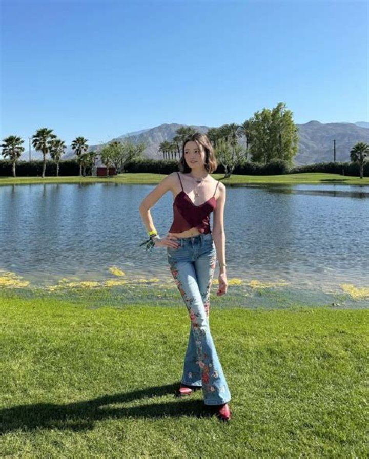 Caitlin Erin O'Neill - Bio, Age, Height, Nationality, Net Worth, Facts