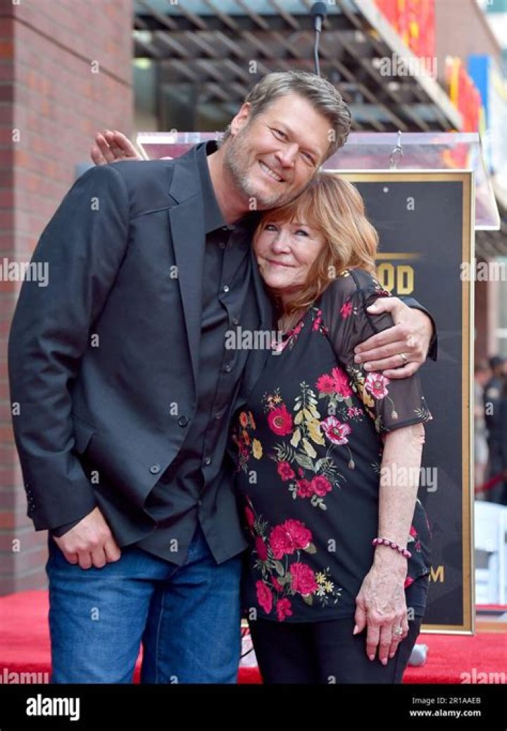 Dorothy Shelton - Bio, Age, Widow, Nationality, Body Measurement, Career