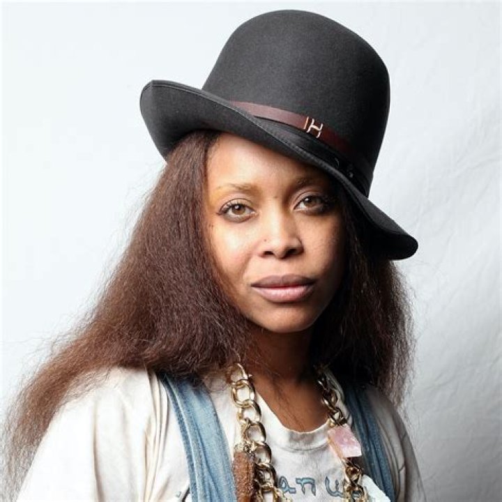 Erykah Badu - Bio, Age, Height, Married, Nationality, Career, Wiki