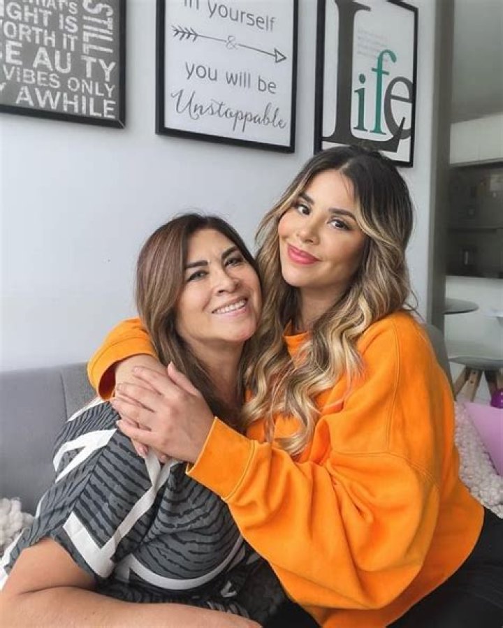 Gabriela Serpa - Bio, Age, Height, Net Worth, Facts, Nationality