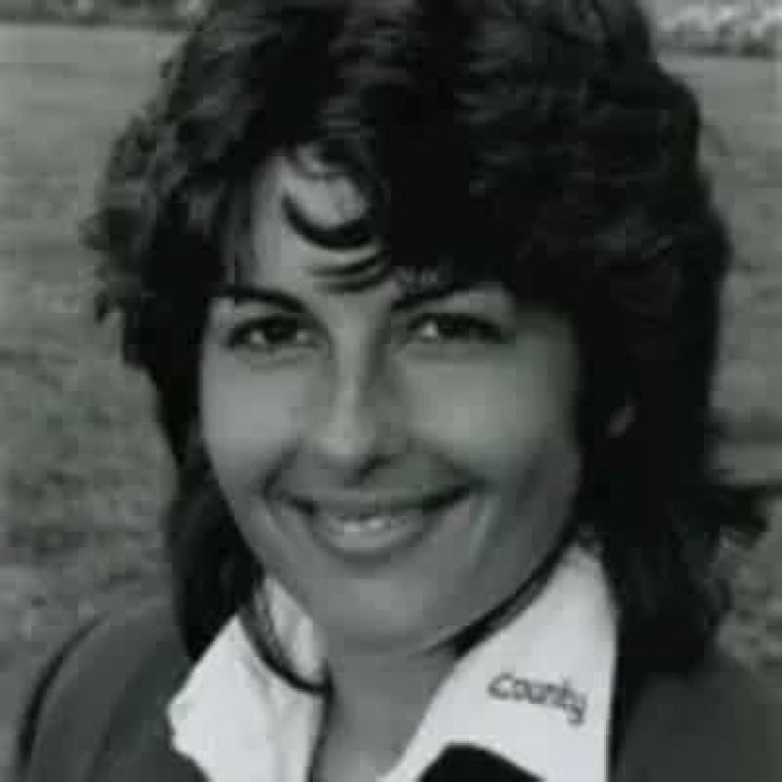 Gillian Smith - Bio, Age, Height, Nationality, Net Worth, Facts