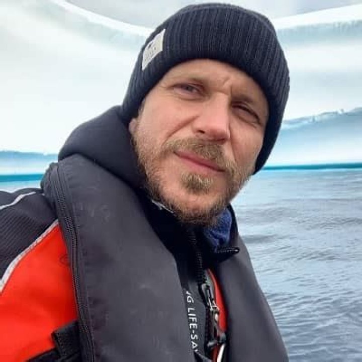 Gustaf Skarsgård - Bio, Age, Career, Height, Net Worth, Facts