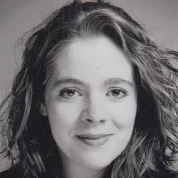 Jane Cameron - Bio, Age, Net Worth, Height, Divorce, Nationality, Body Measurement, Career