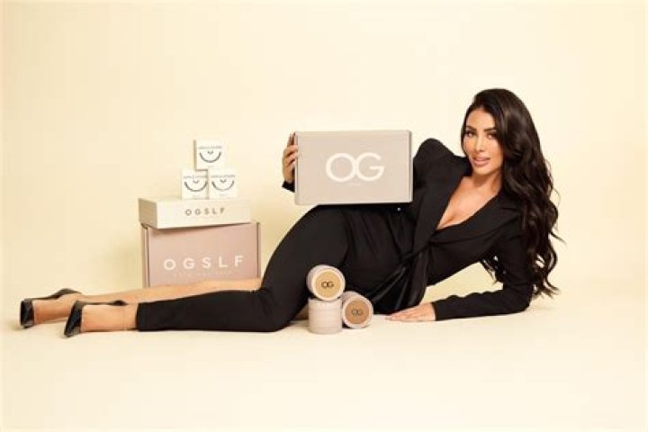 Jennifer Stano - Bio, Age, Nationality, Body Measurement, Career