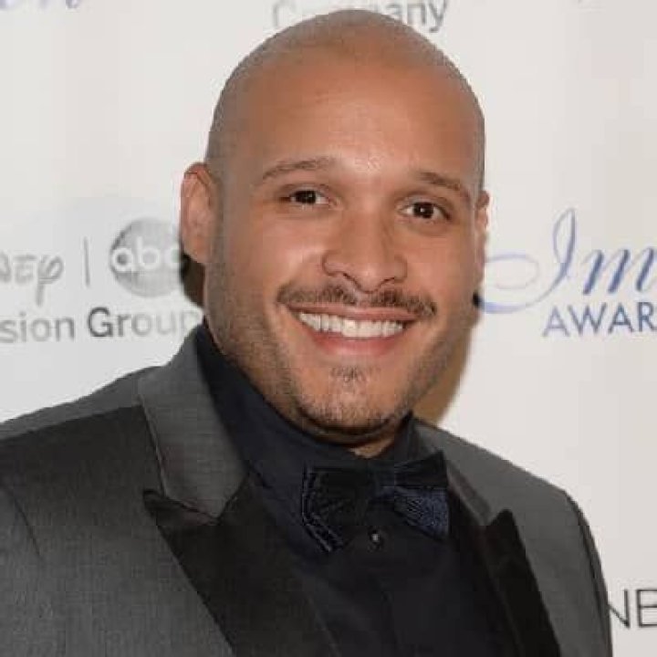Joe Minoso - Bio, Age, Net Worth, Height, Nationality, Body Measurement, Career