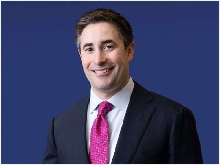 Jonathan Swan - Bio, Age, Net Worth, Height, Single, Nationality, Career