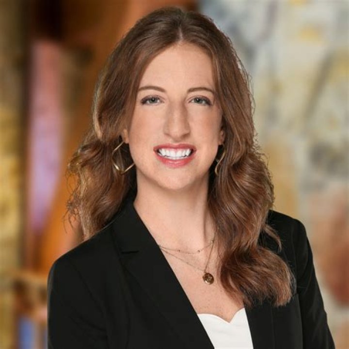 Mia Randall - Bio, Age, Nationality, Body Measurement, Career