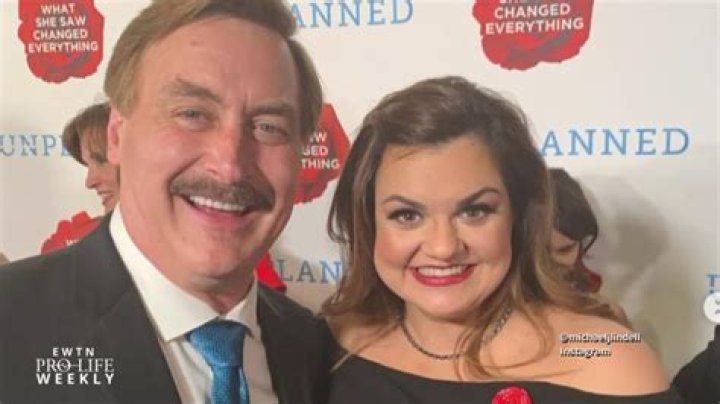 Mike Lindell - Bio, Age, Net Worth, Height, Married, Nationality, Wiki