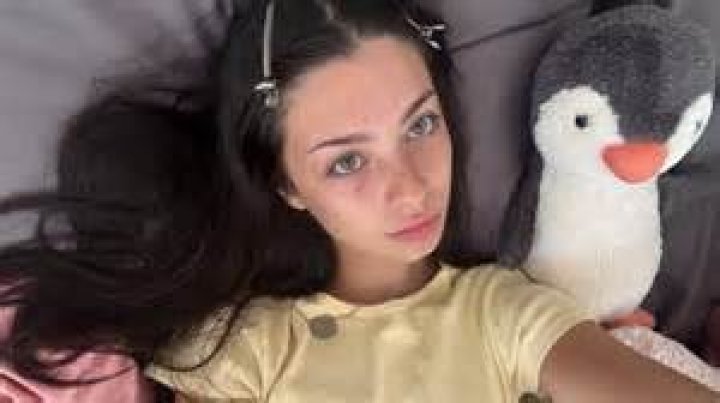 Mishka Silva - Bio, Age, Net Worth, Height, Single, Nationality, Career, Wiki