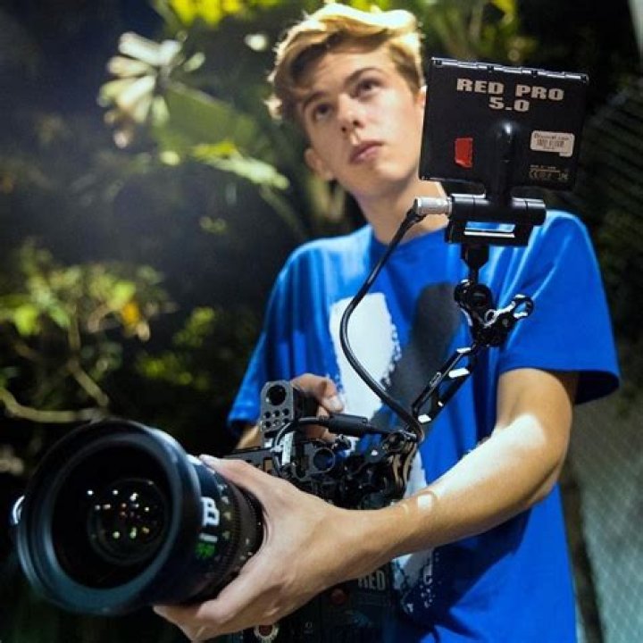 Nathan Speiser - Bio, Career, Single, Age, Net Worth, Height, Facts