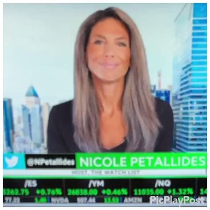 Nicole Petallides - Bio, Age, Height, Net Worth, Facts, Nationality