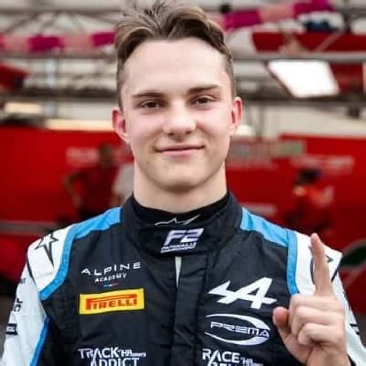 Oscar Piastri - Age, Net Worth, Height, Bio, Career, Single, Facts