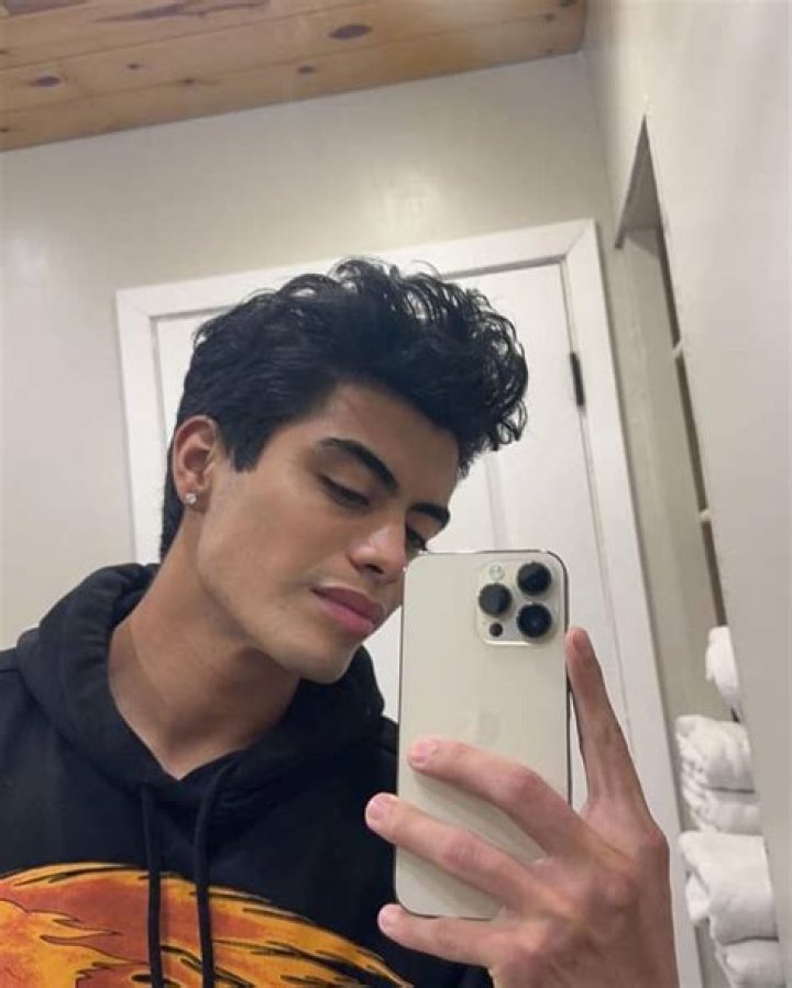 Robert Alcorta - Bio, Age, Career, Height, Net Worth, Facts