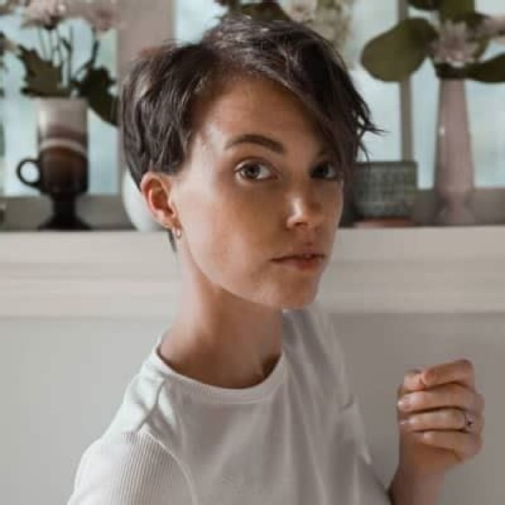 Sarah Therese - Bio, Age, Height, Net Worth, Facts, Nationality