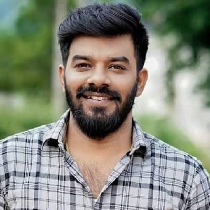 Sudigali Sudheer - Bio, Age, Height, Career, Net Worth, Facts