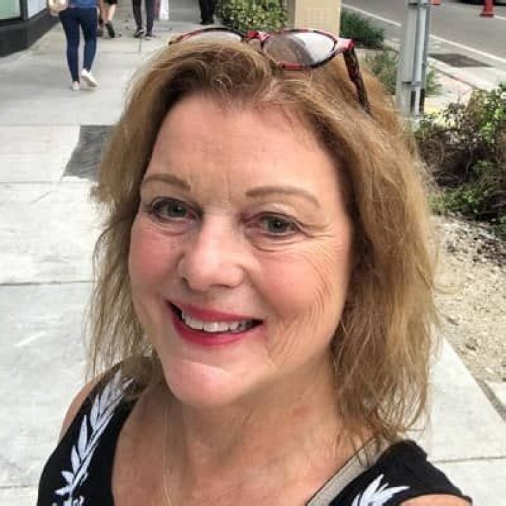Terri Czarniak - Bio, Age, Married, Nationality, Body Measurement, Career