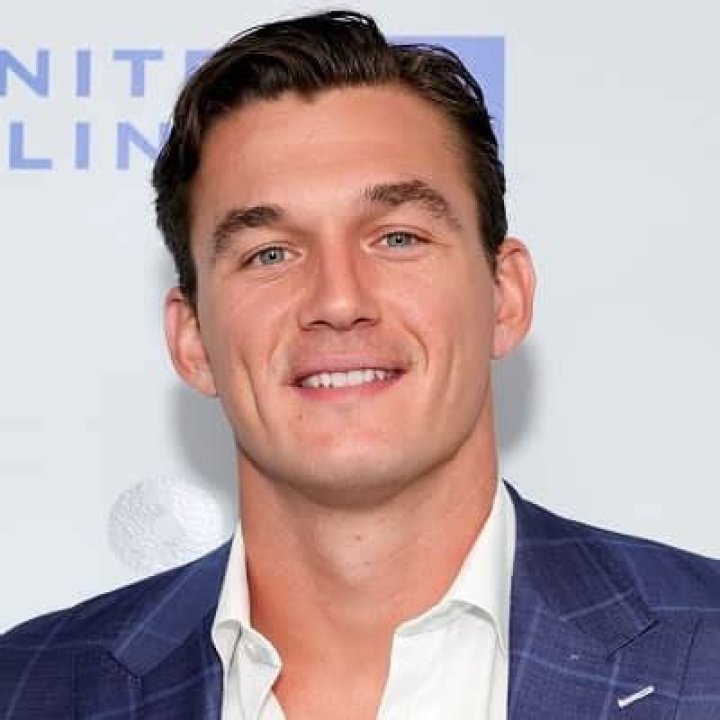 Tyler Cameron - Bio, Age, Height, Net Worth, Facts, Nationality